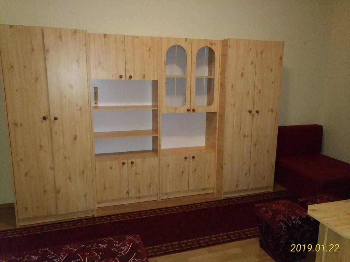 Apartamento Nóra Apartman Balatonfůzfő Exterior foto